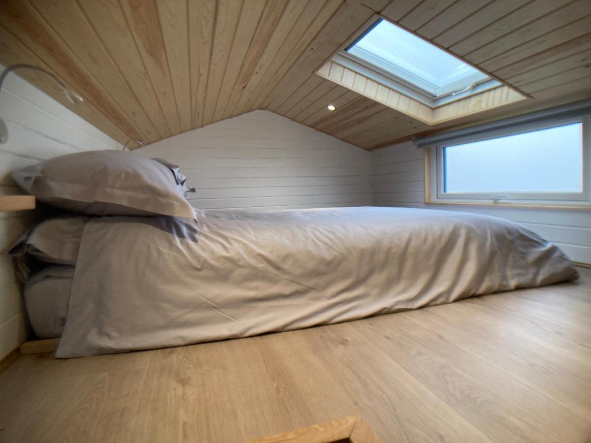 Вилла The Cedar Tiny House Coldingham Экстерьер фото
