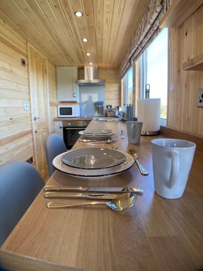 Вилла The Cedar Tiny House Coldingham Экстерьер фото