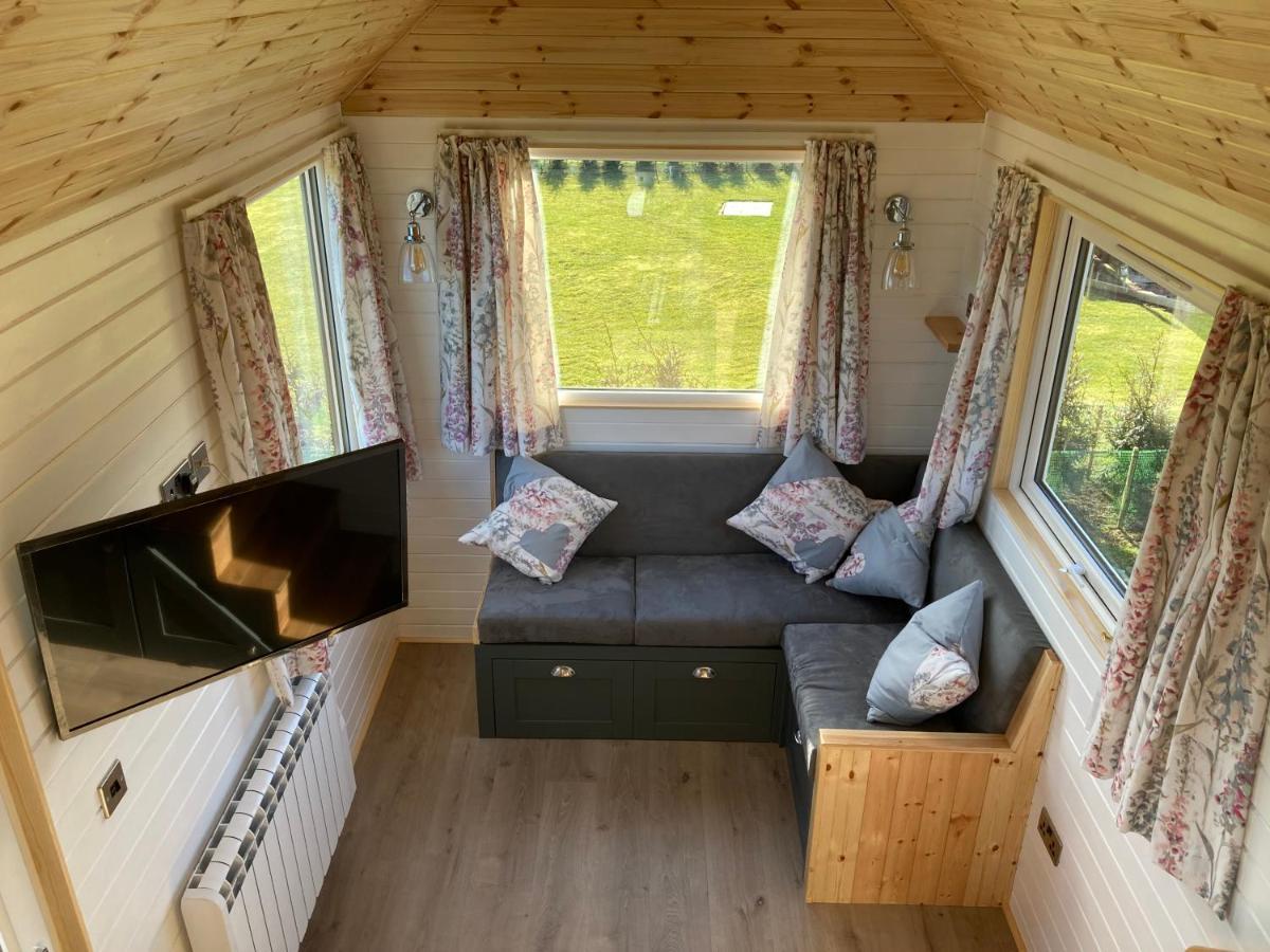 Вилла The Cedar Tiny House Coldingham Экстерьер фото