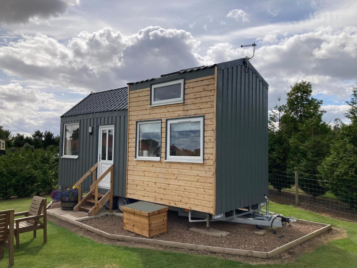 Вилла The Cedar Tiny House Coldingham Экстерьер фото